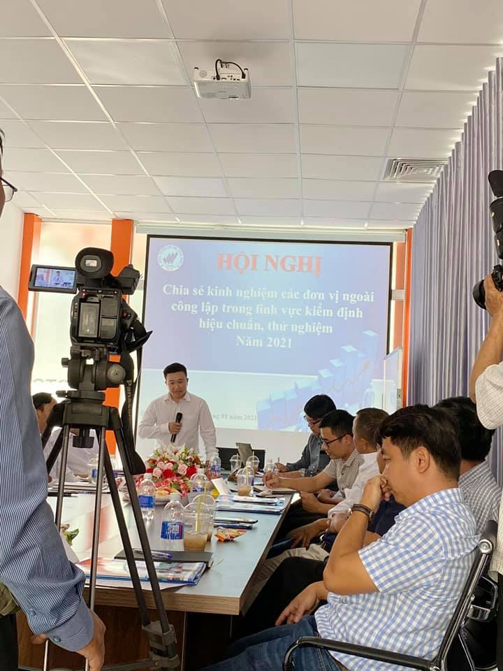 Liên hệ và hỗ trợ quy trình đào tạo cấp chứng chỉ tại IVT3 Liên hệ và hỗ trợ quy trình đào tạo cấp chứng chỉ tại IVT3