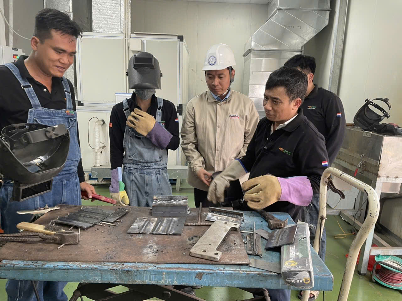 khóa học cấp chứng chỉ tại IVT3 khóa học cấp chứng chỉ tại IVT3